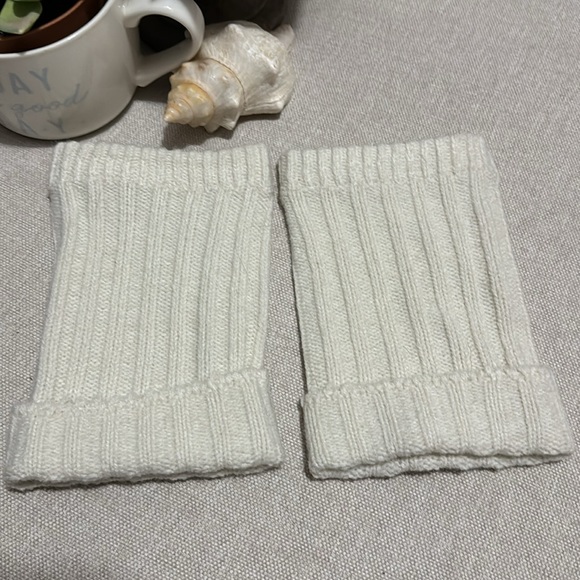 Free With $25 Purchase-Knit Boot Cuffs-Cream-GUC-Steve Madden - Picture 7 of 8